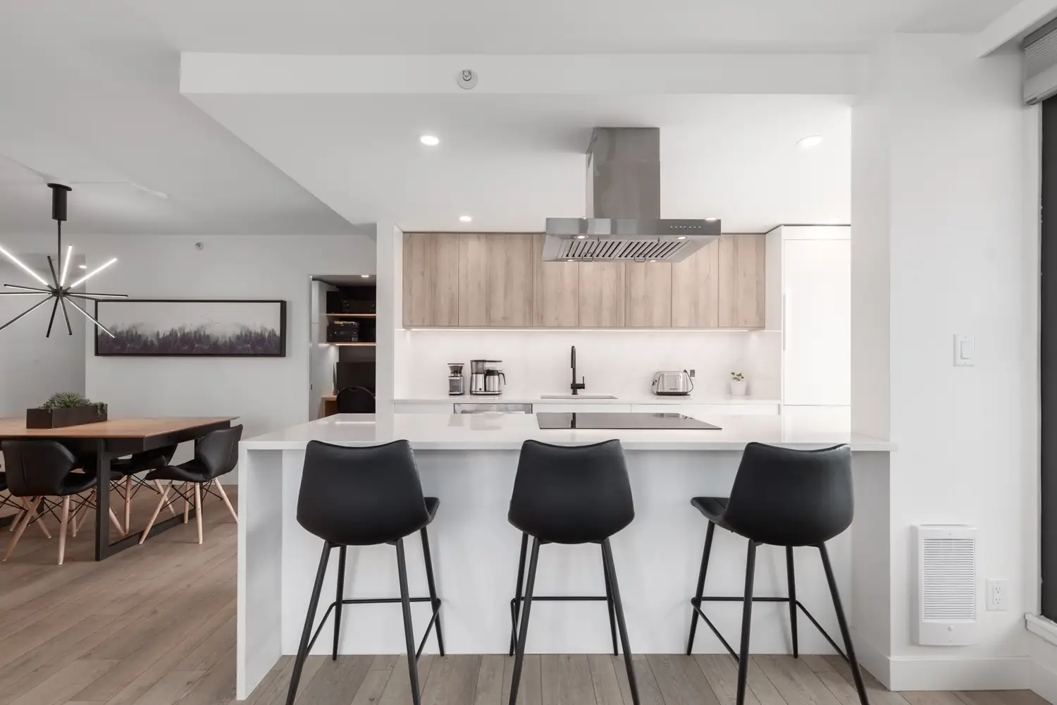 Electric Wolf Contracting & Design photo 1